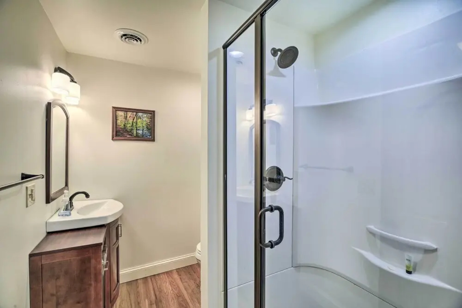 Cozy Damascus Apartment w/ Great Views!