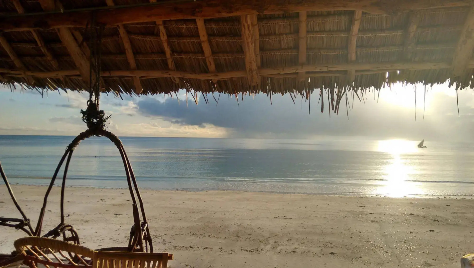 Moonshine Uroa Boutique Hotel