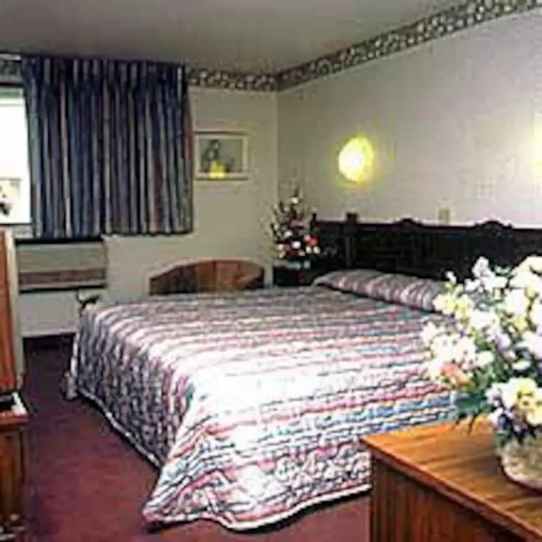 Cape Cod Irish Village