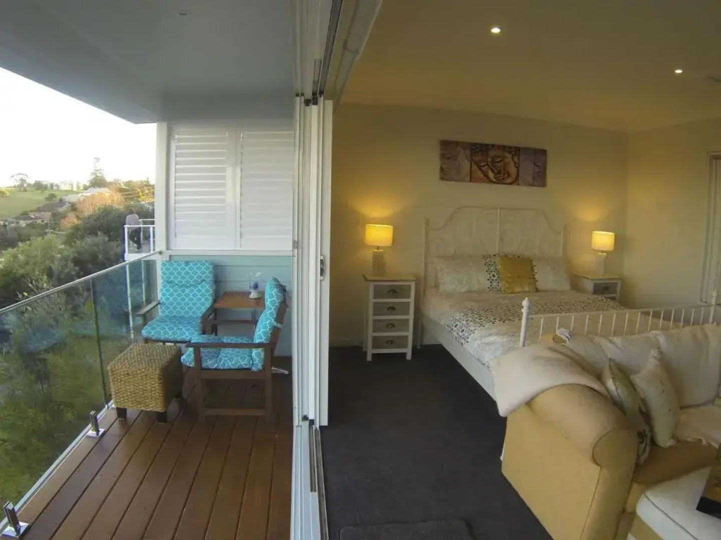 WHALE WATCH FOR FOUR Gerringong 4pm check out Sundays