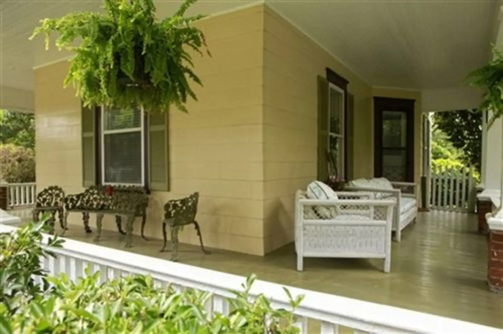 Dailey Renewal Retreat Bed & Breakfast