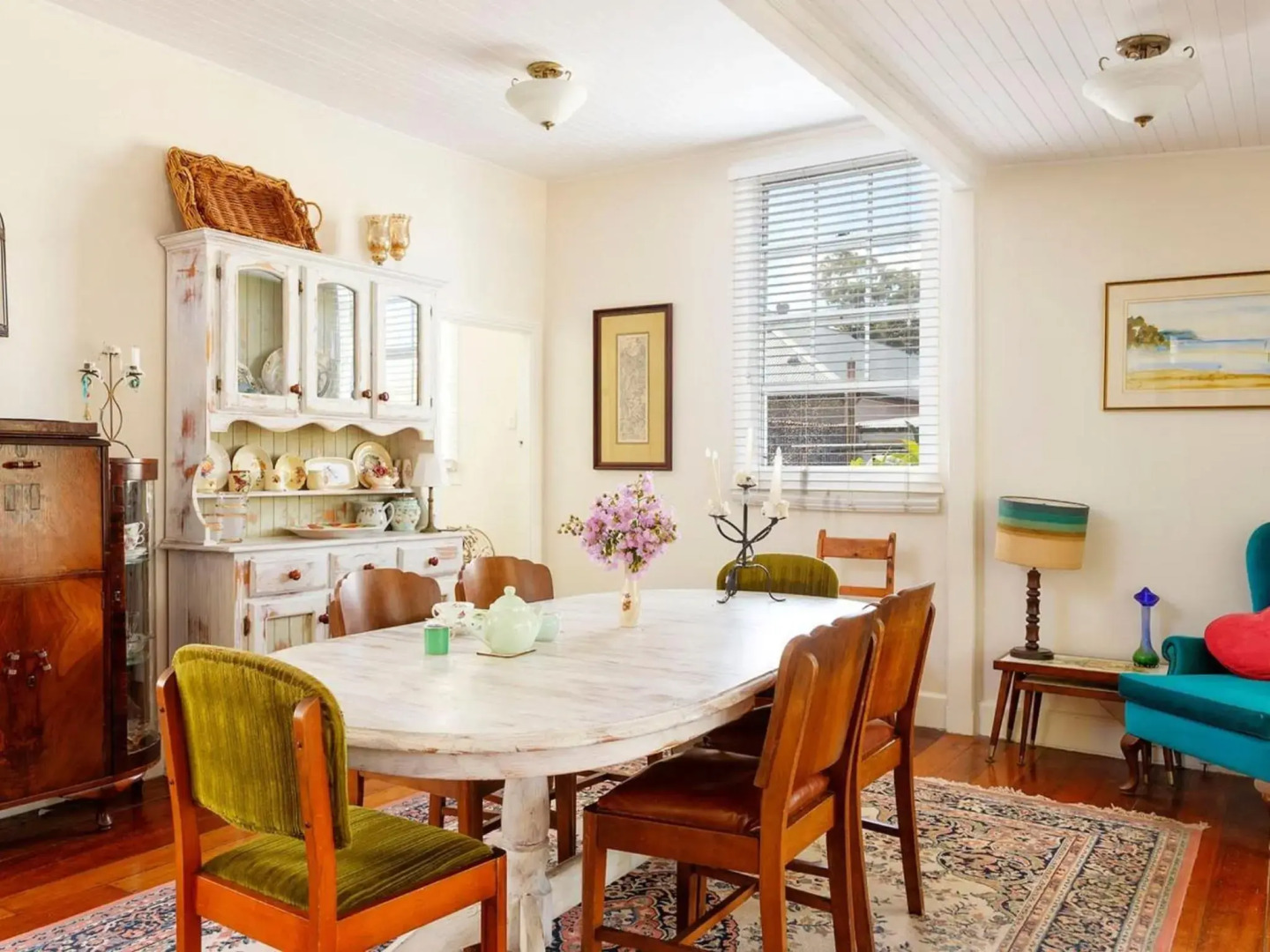 Witts Oasis Two traditional Tea Gardens cottages