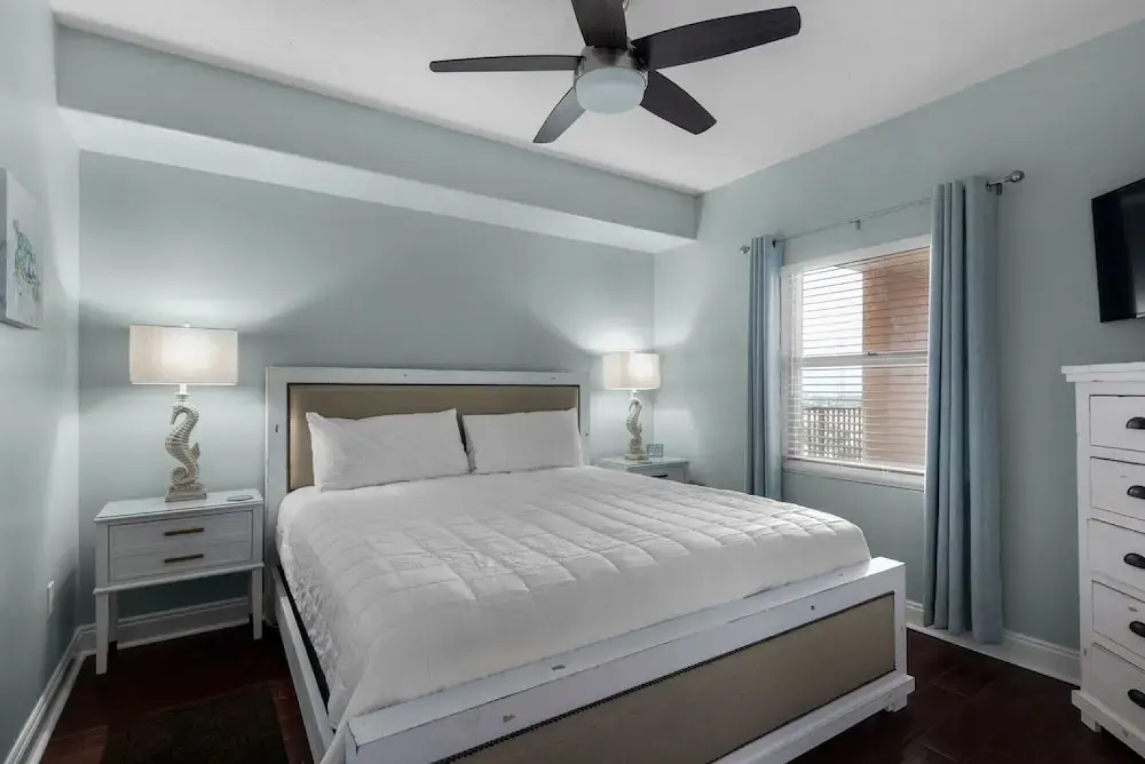 Treasure Island 2306