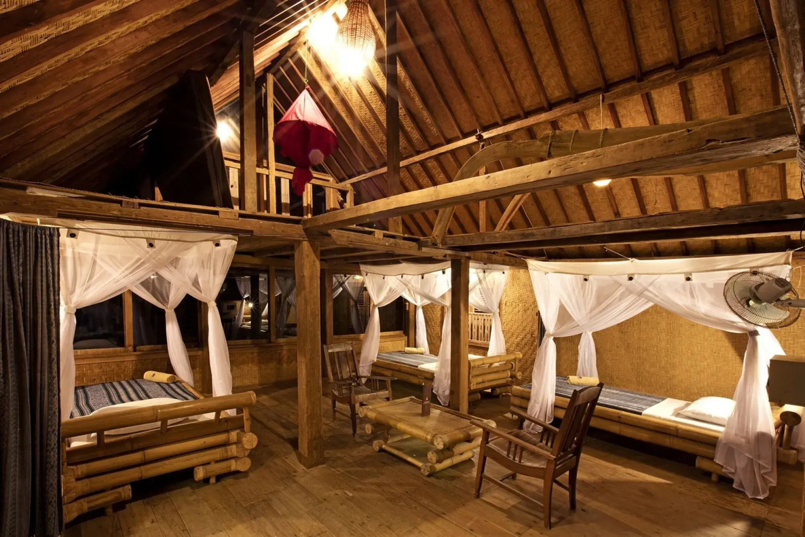 Pondok Pitaya Hotel, Surfing & Yoga