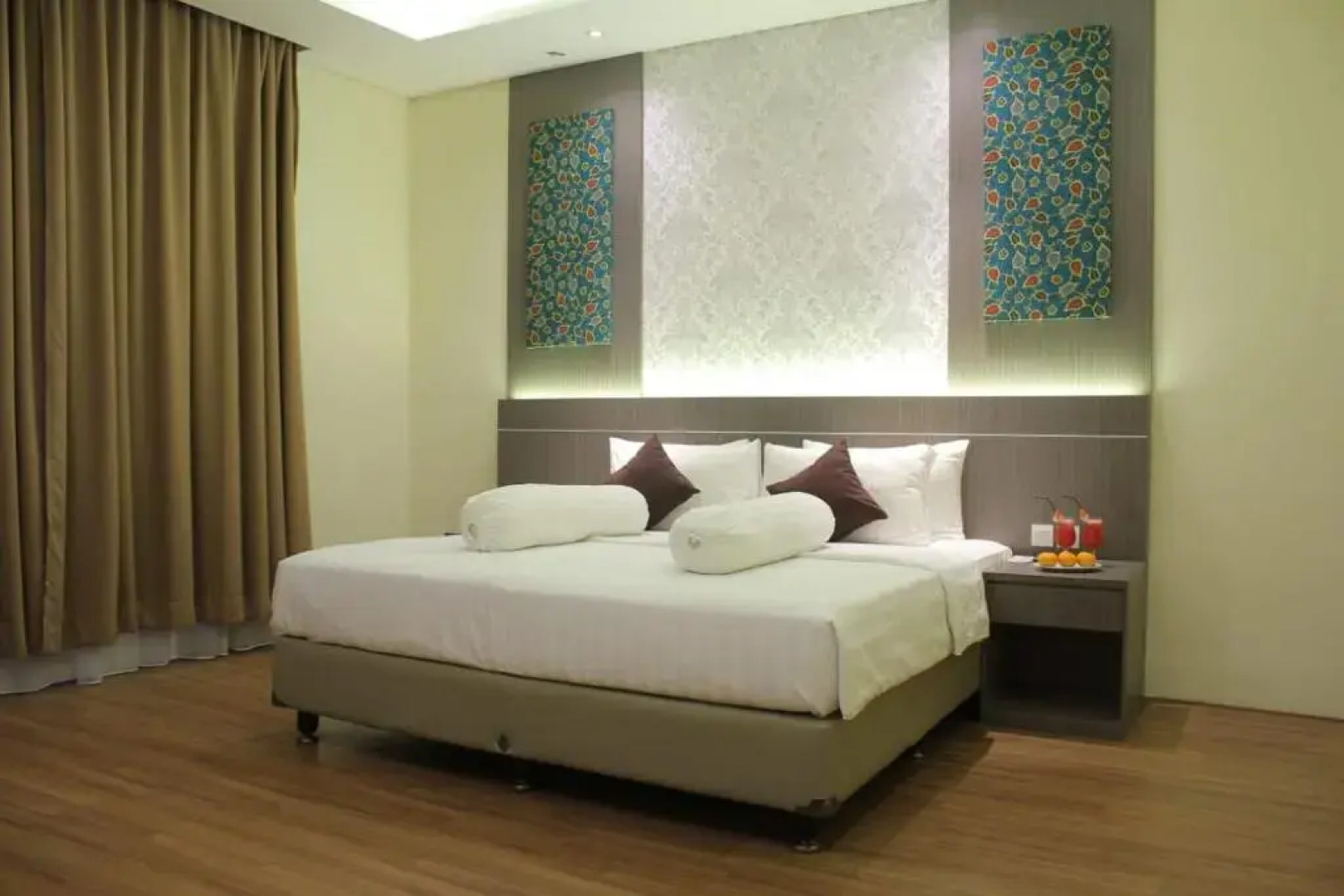 Nevada Ketapang Hotel