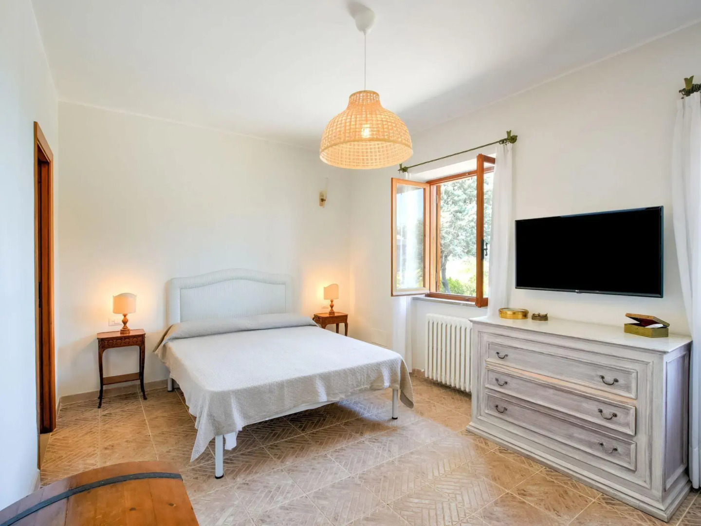 Swanky Villa in Ansedonia near Feniglia Beach