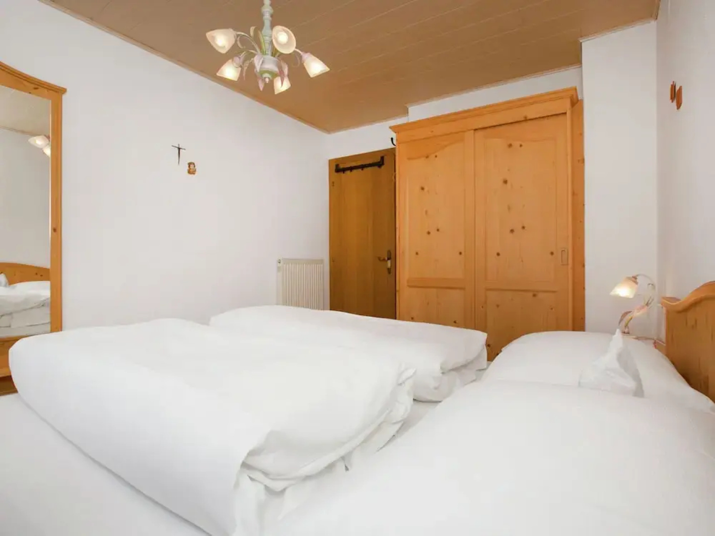 Beautiful Apartment in Strass im Zillertal With Parking