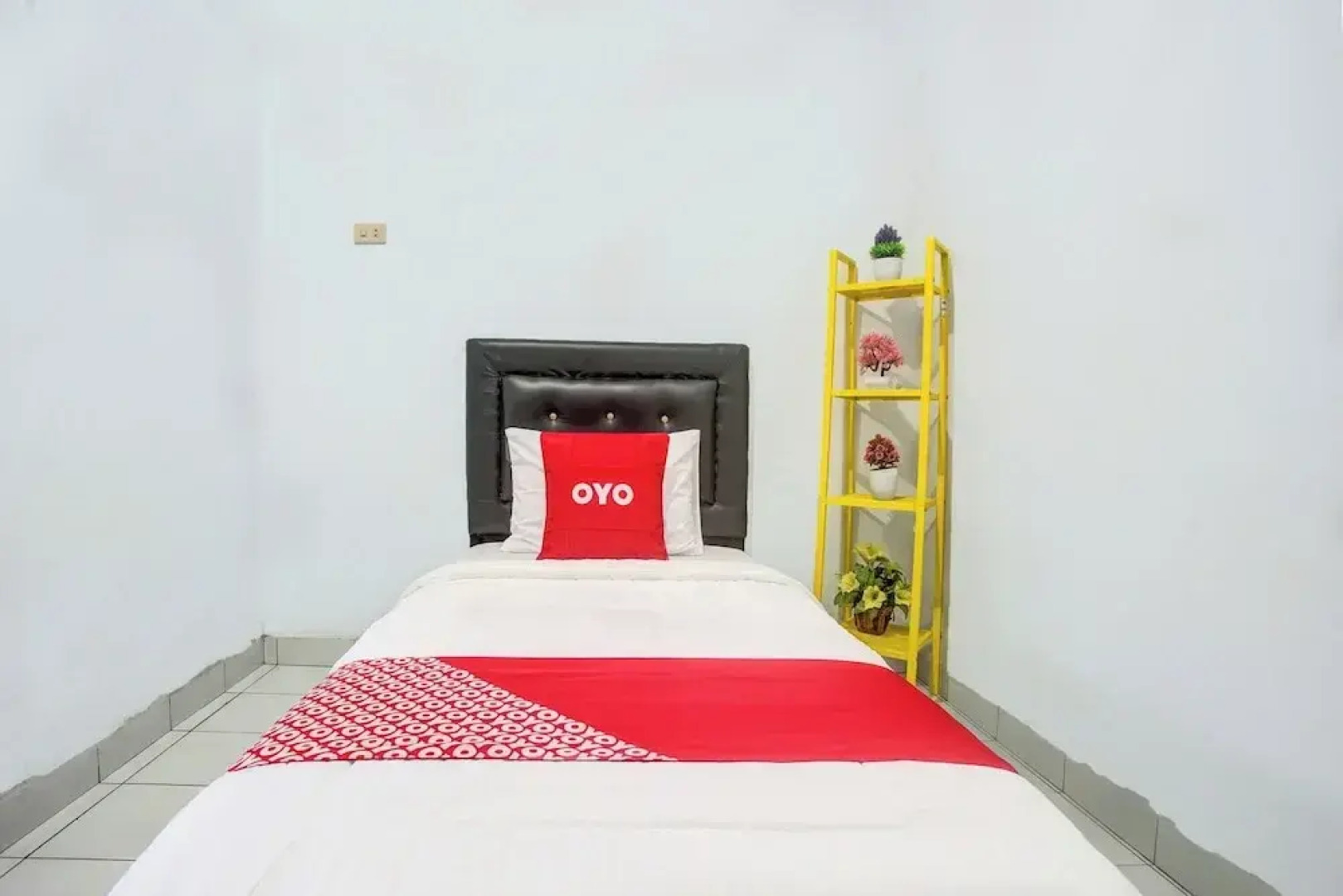 Wisma Amalia Syariah by OYO Rooms