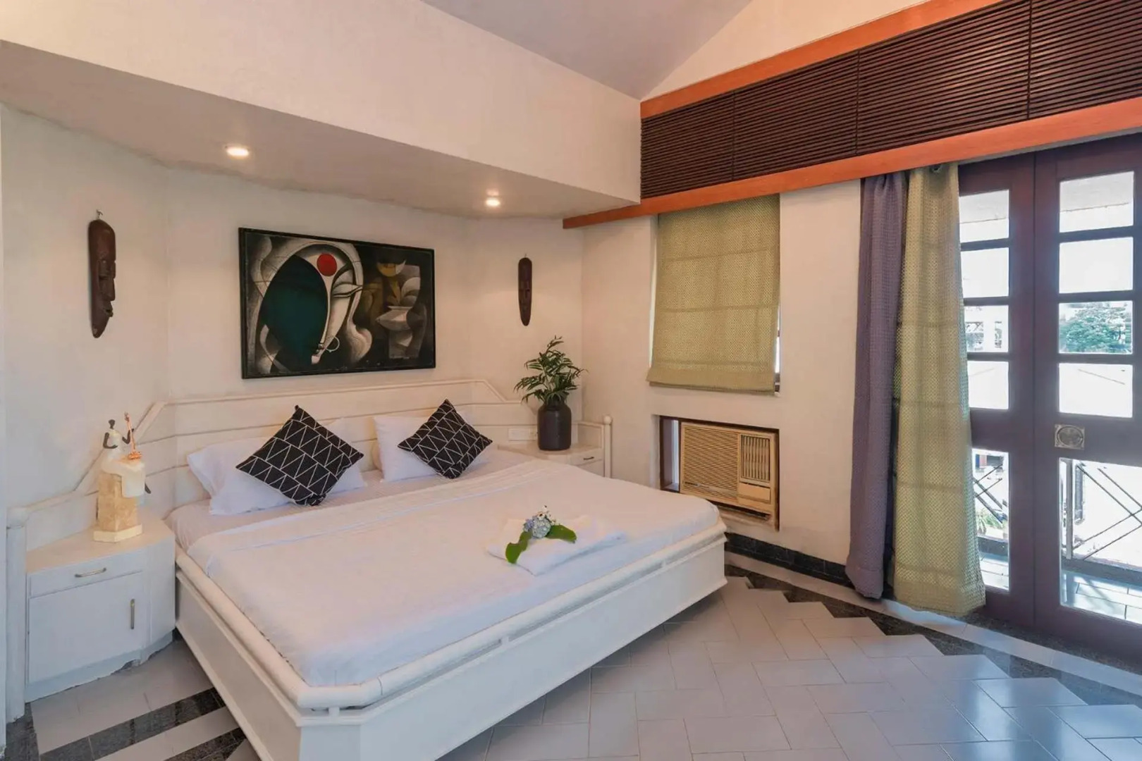 StayVista at Shantam House