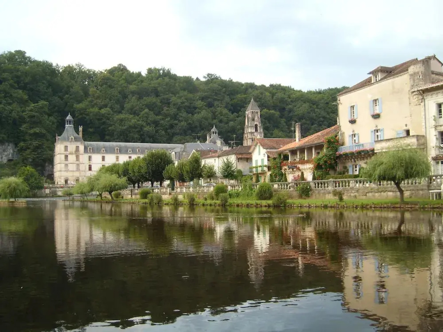 Le Prunier - in a Rural Location