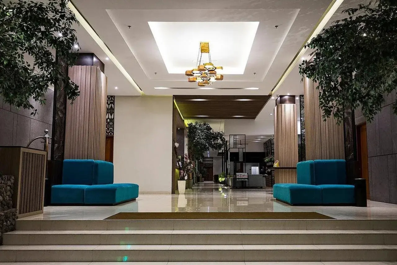 Montana Premier Senggigi