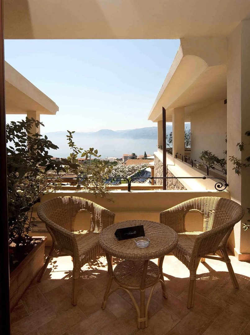 Hotel Villa Gustui Maris