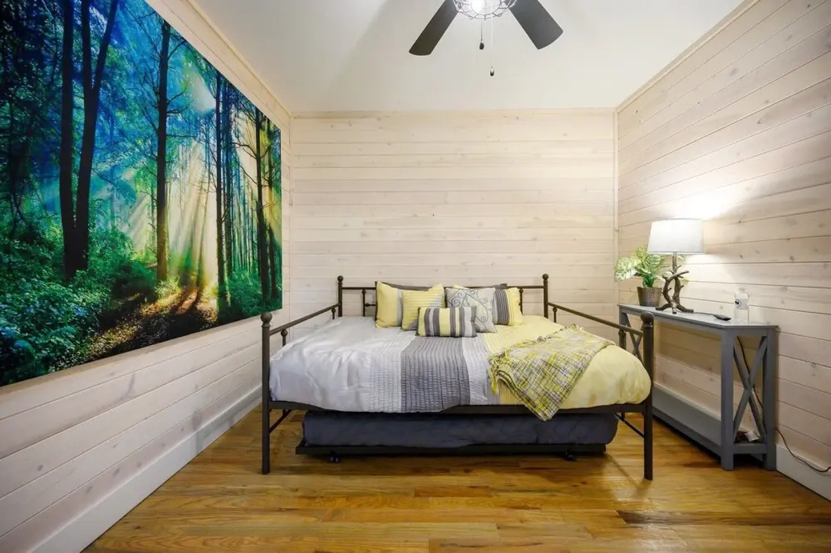 Stardust Hollow Cabin for 14