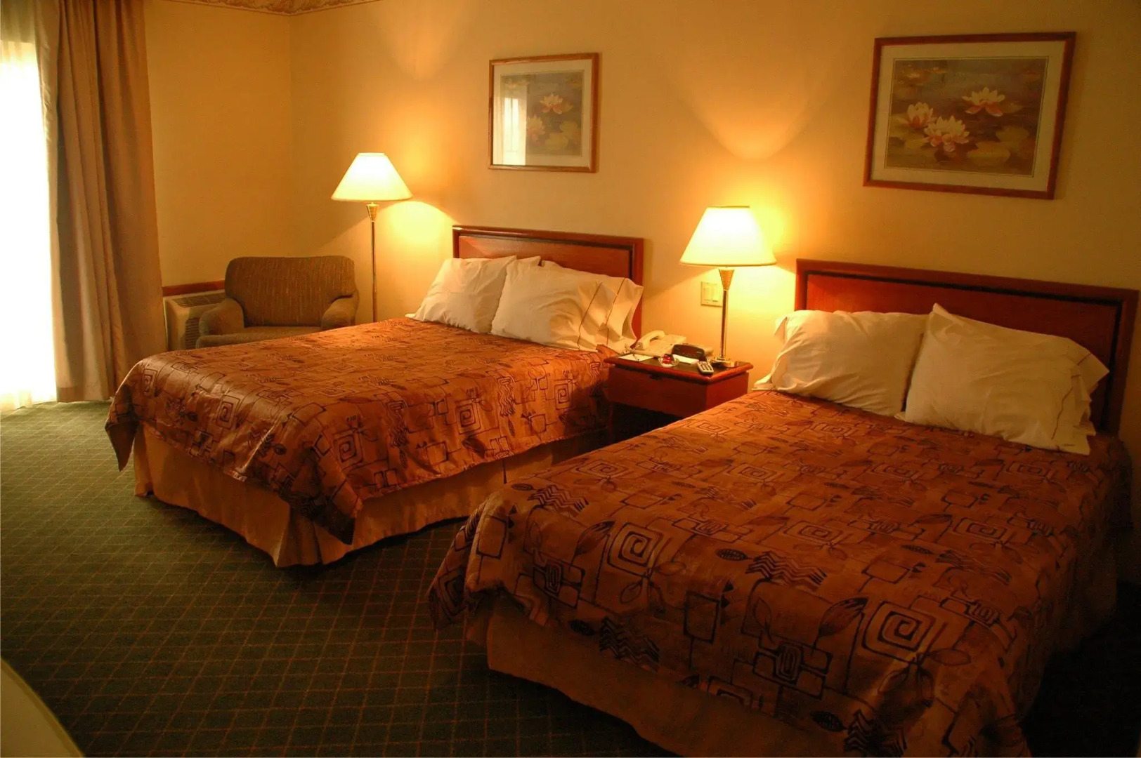 Residencial Inn & Suites 