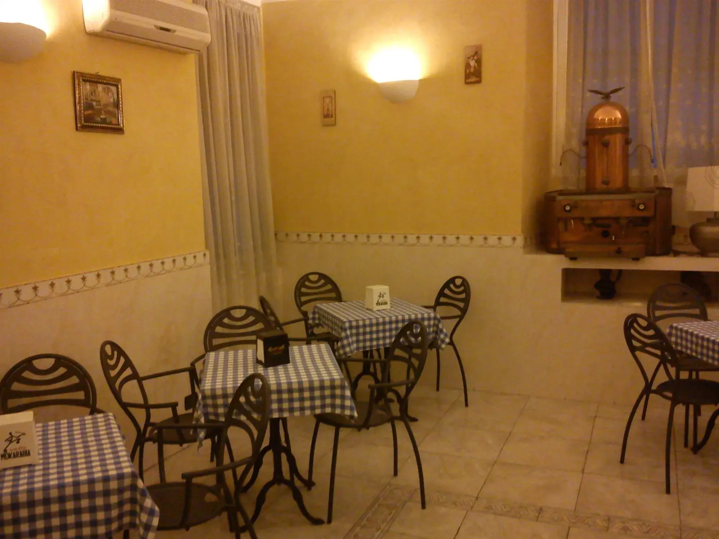 Red And Blues Music Hotel Genova