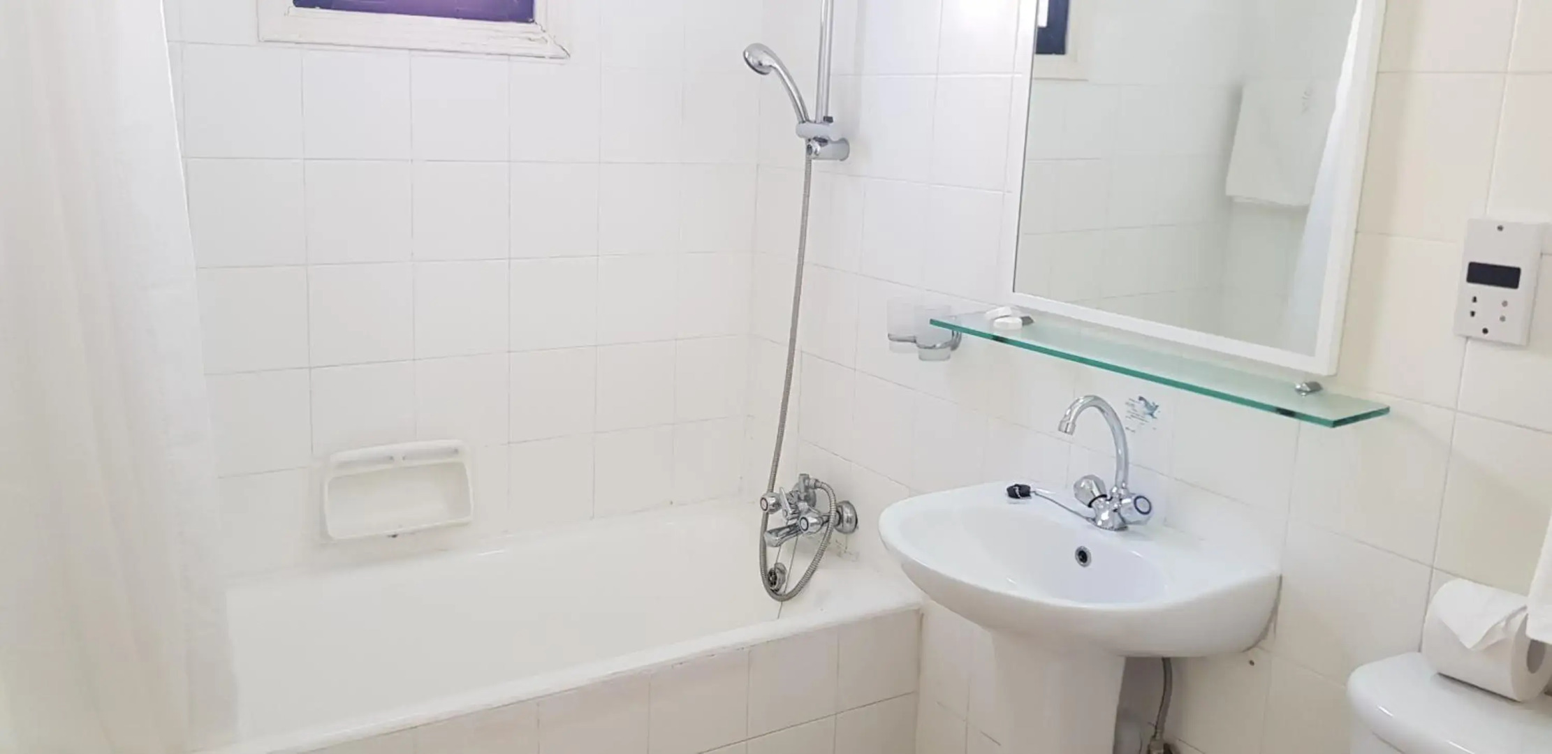 Senator Hotel Apartments - Adults Only