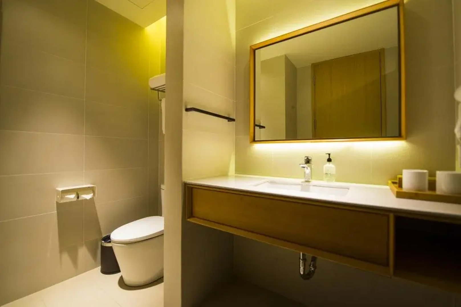 Hanting Express Ningde Wanda Plaza