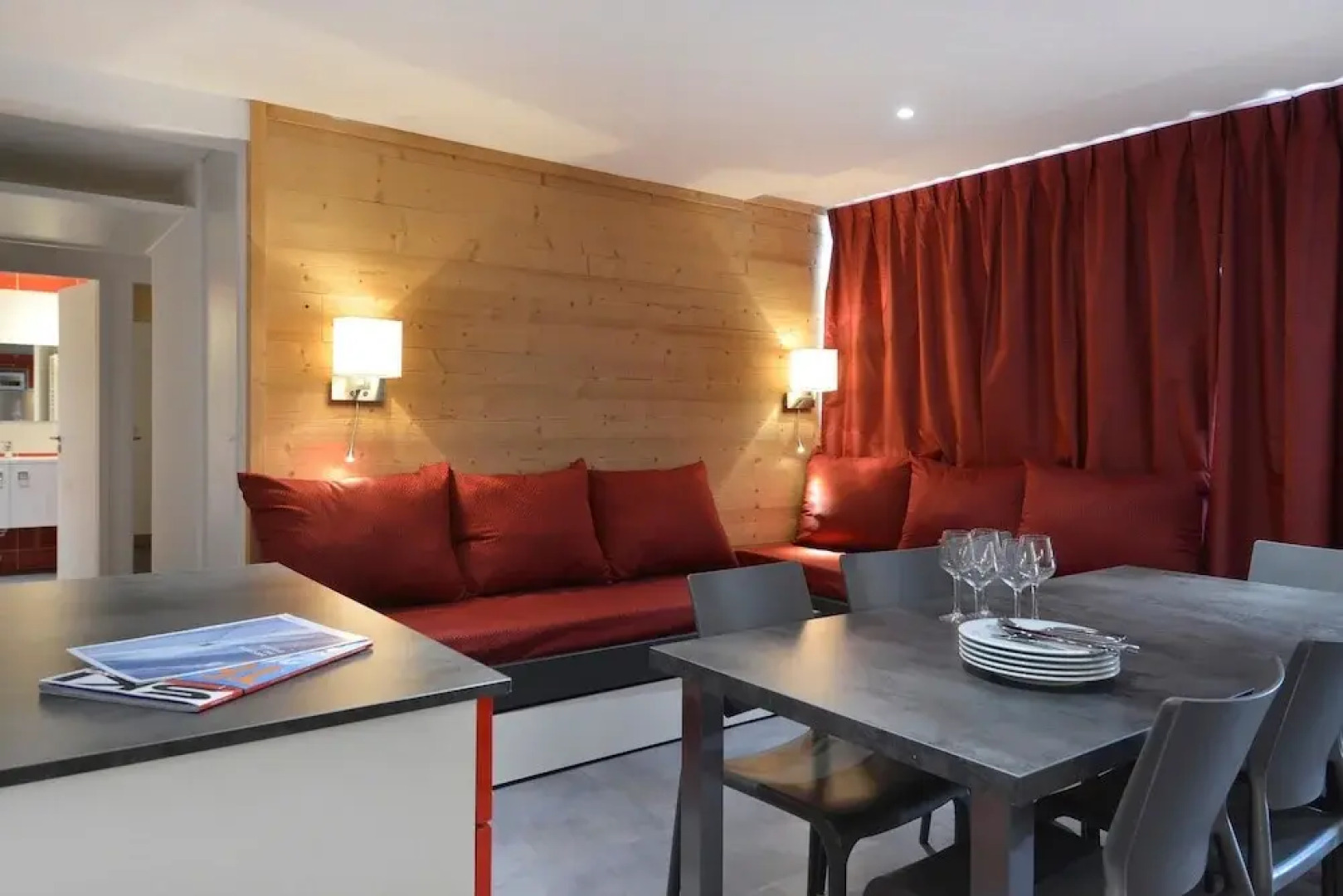 Residence Saintjacques Three-roomed Apartment for 7 People in the Resort Center S716