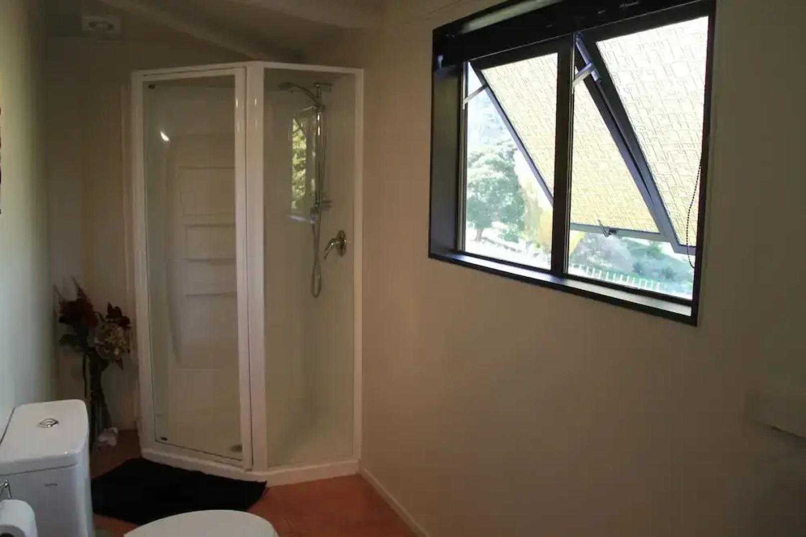 Chartre' Manor Bed & Breakfast