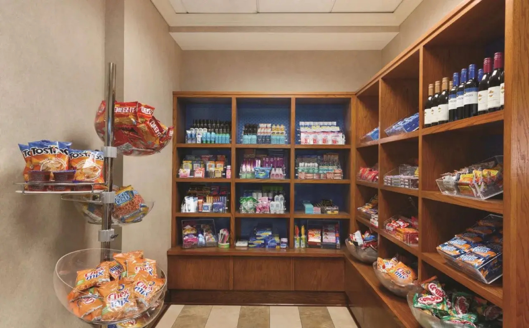 Hampton Inn & Suites Kansas City-Country Club Plaza