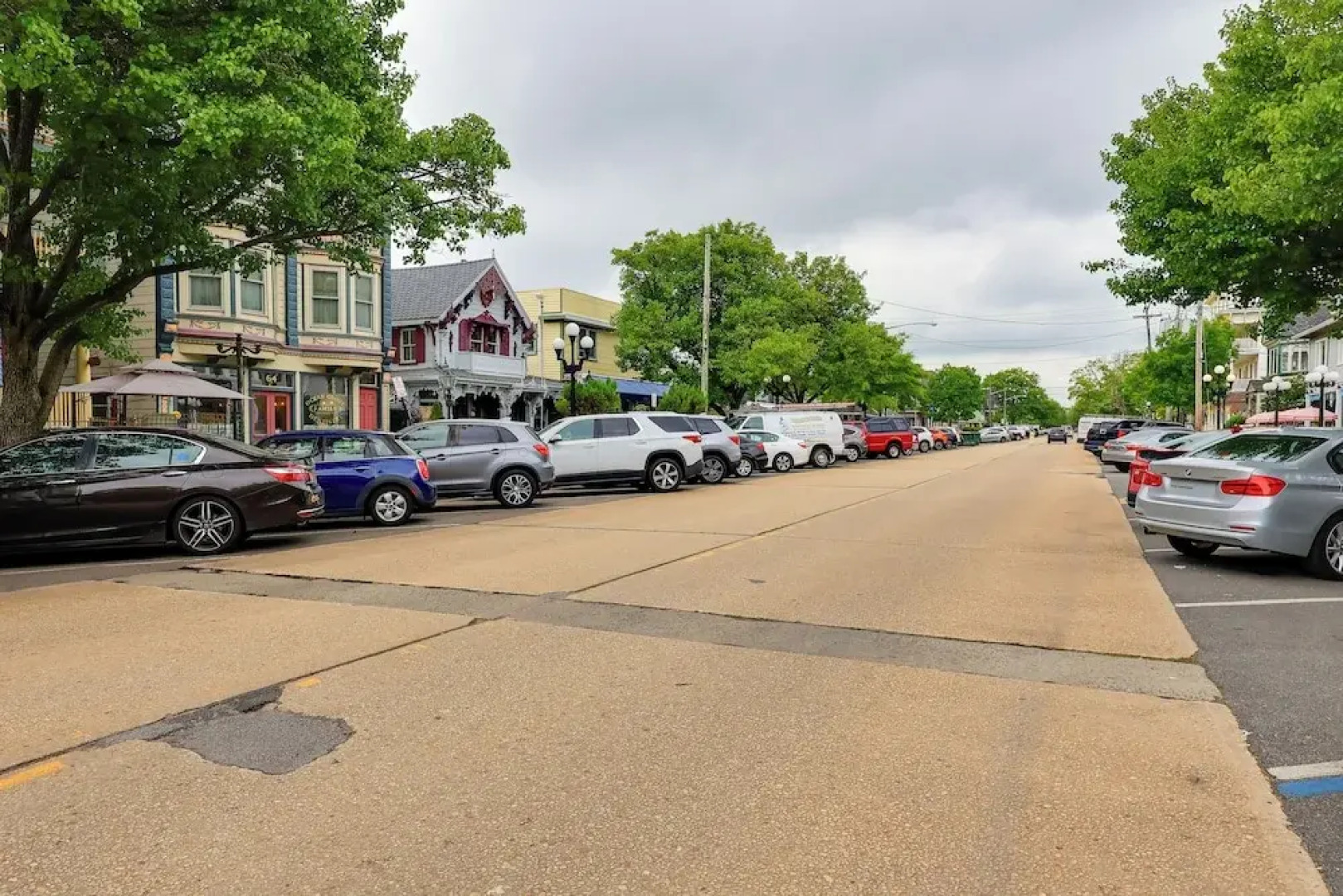 Walk to Downtown & Beach: Ocean Grove Apartment!