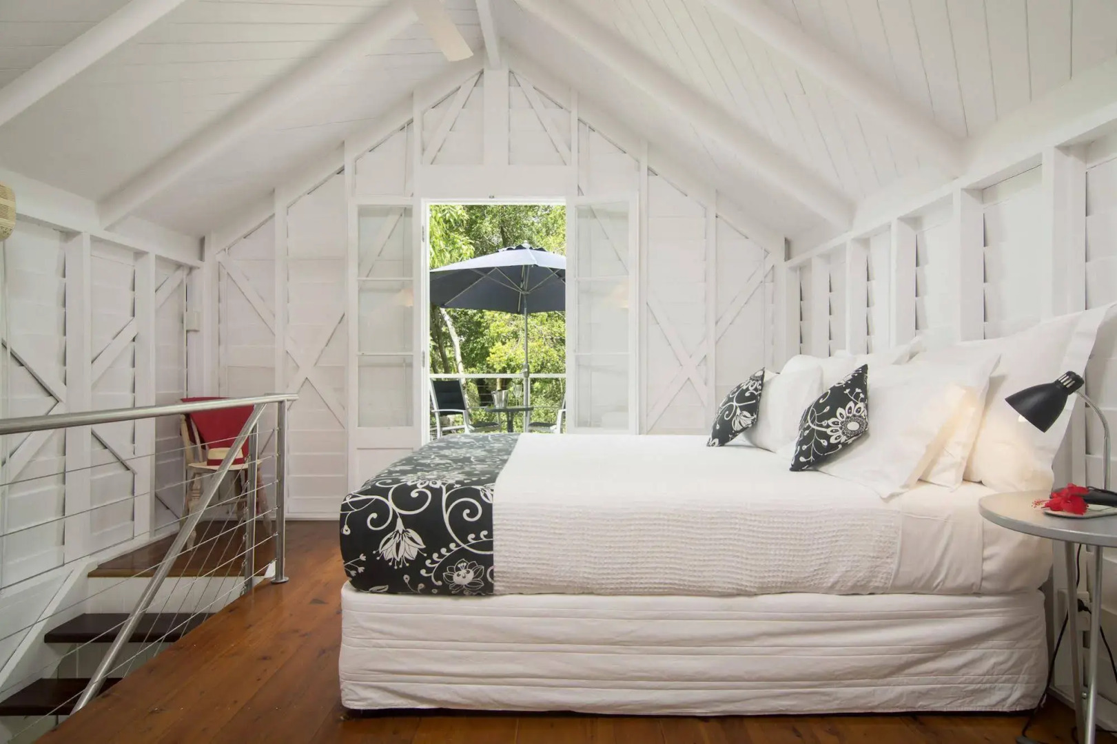 Port Douglas Cottage and Lodge