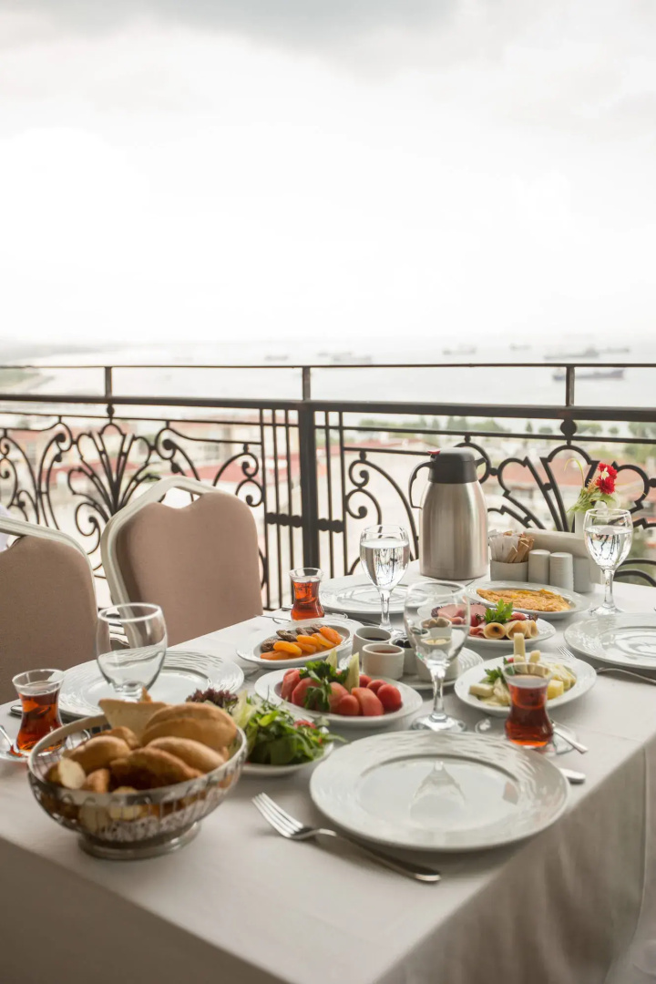 The Grand Mira Hotel
