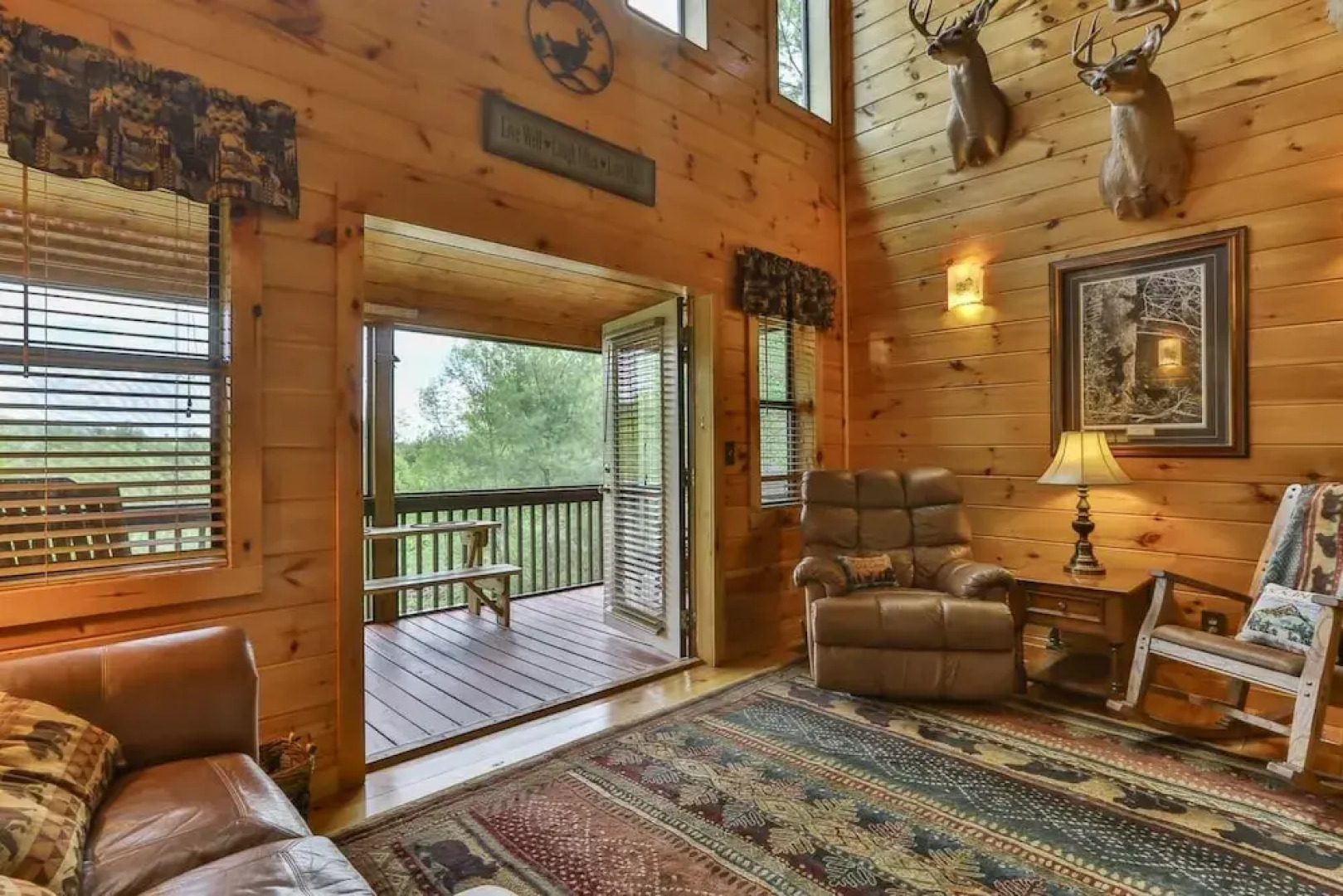 CHEROKEE SUNRISE LODGE Apartment 4 NEVAEH CABIN RENTALS