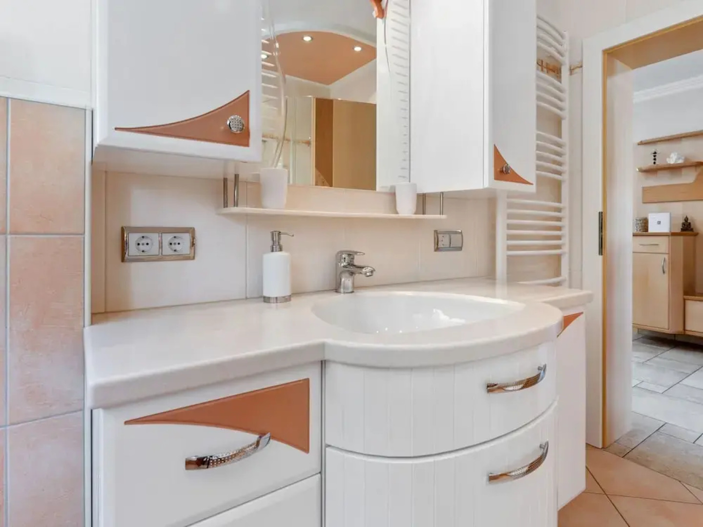 Holiday Home Near Lake