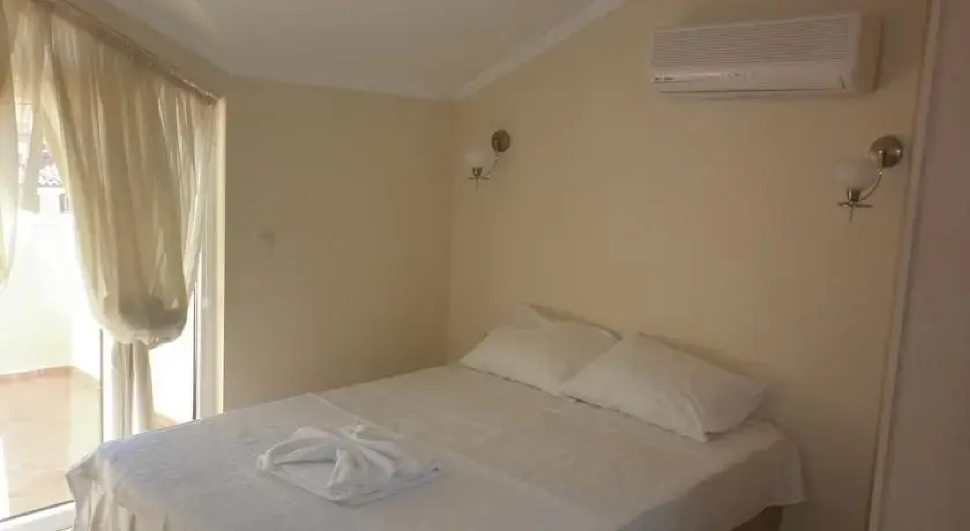 New Age Sunset Apartments