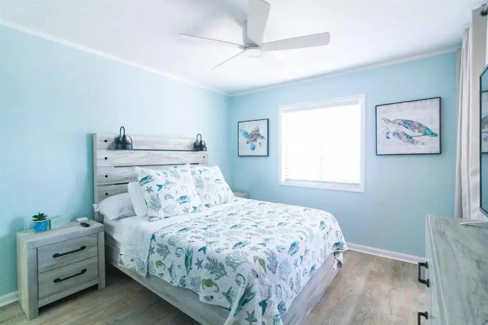 Beach Harbour 16 @ The Carolina Beach Boardwalk - Full Remodel!
