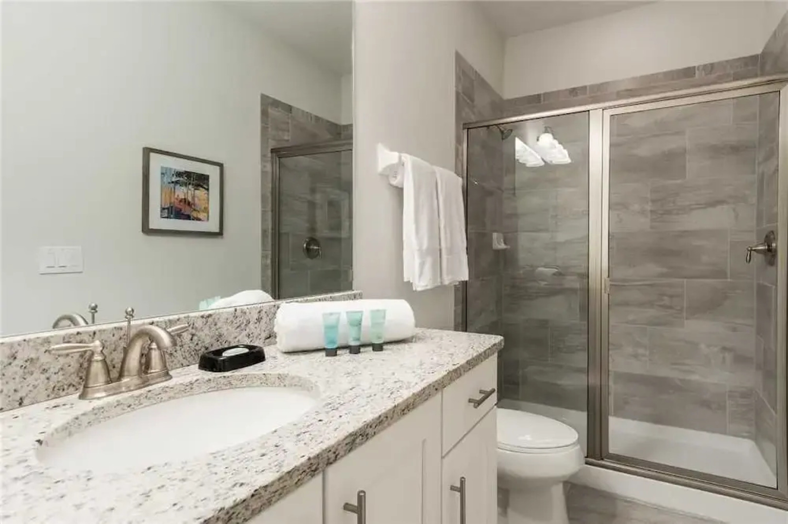 Reunion Magic 5 Bedroom Home with Private Pool and Spa