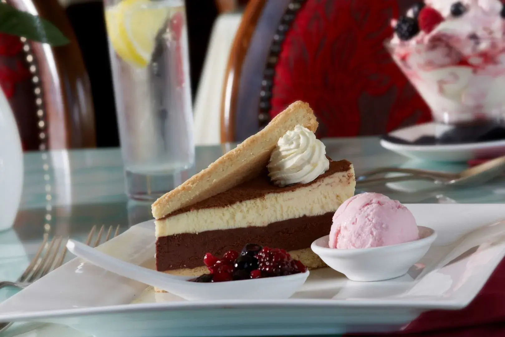 Best Western Plus Pastures Hotel