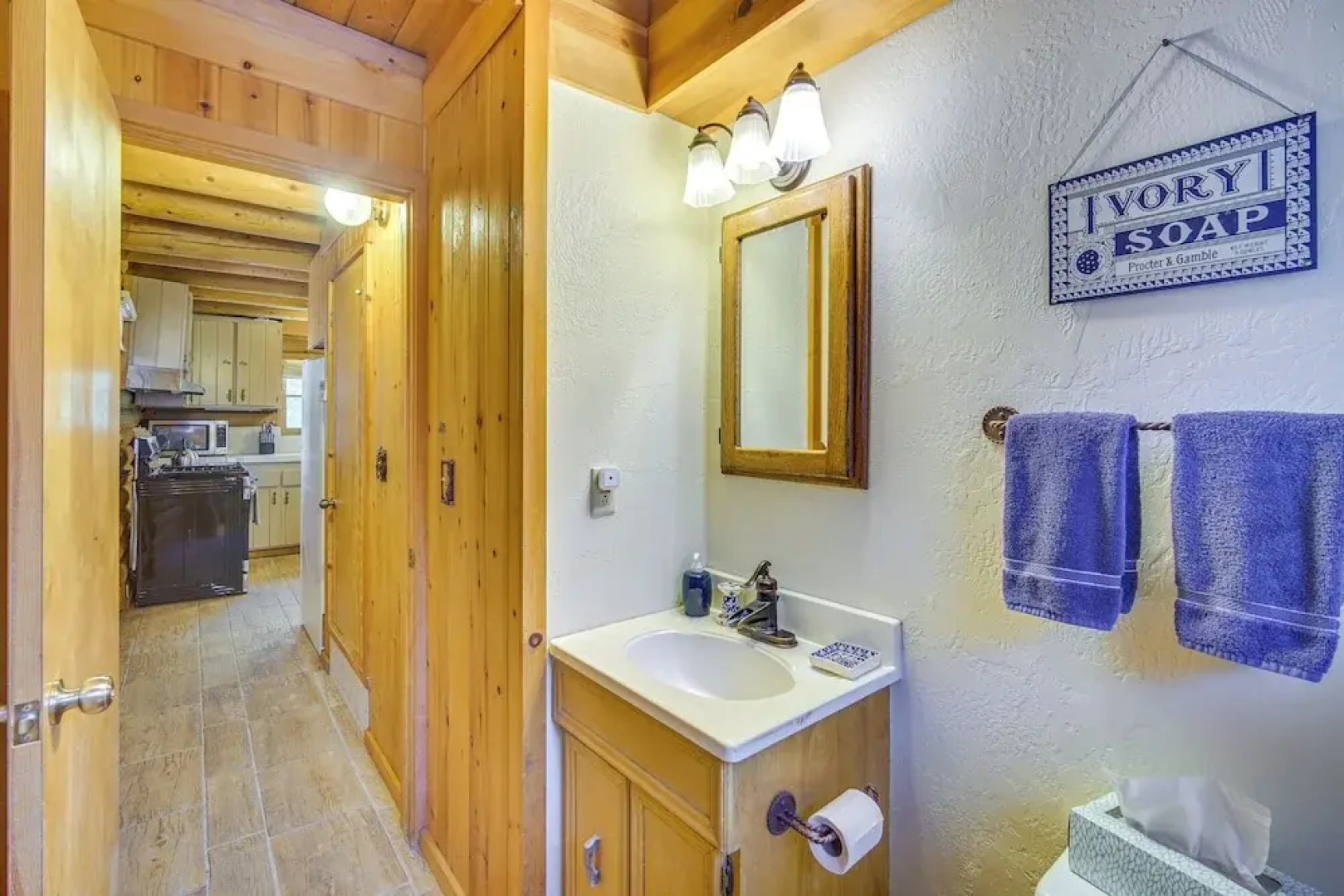 Crestline Area Vacation Rental Cabin w/ Decks!