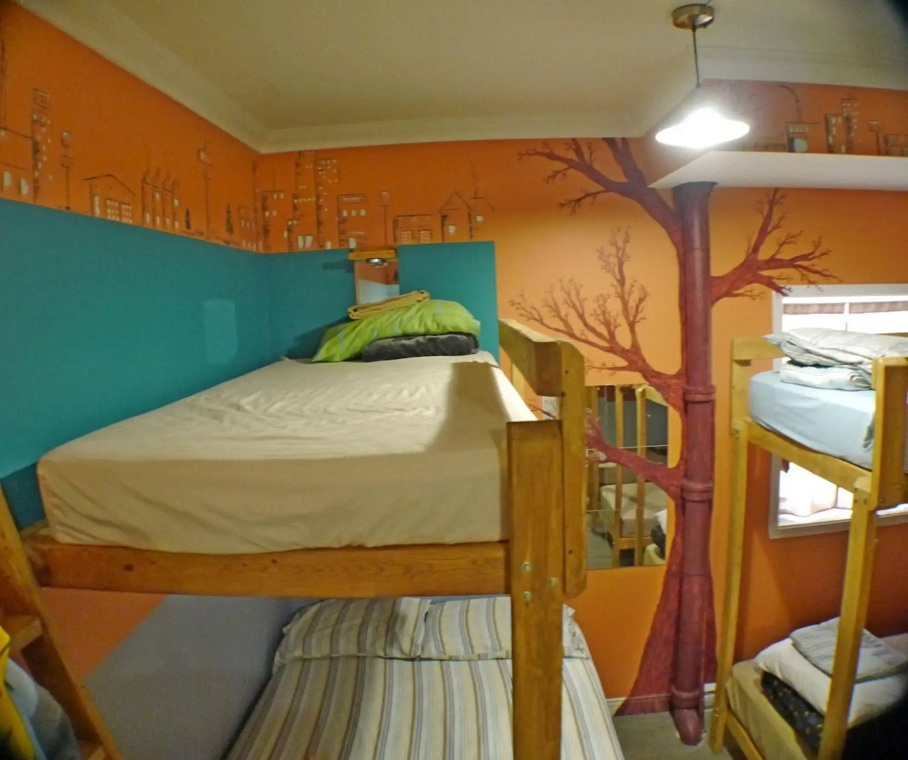 Auberge Jeunesse LouLou's Backpacker Hostel