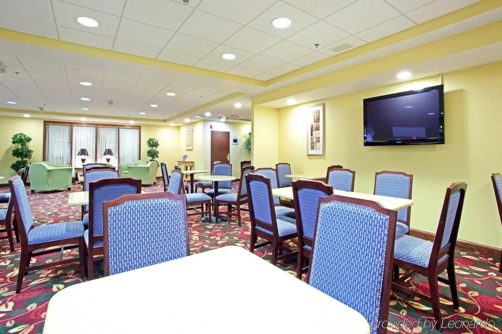 Holiday Inn Express Richmond Airport by IHG