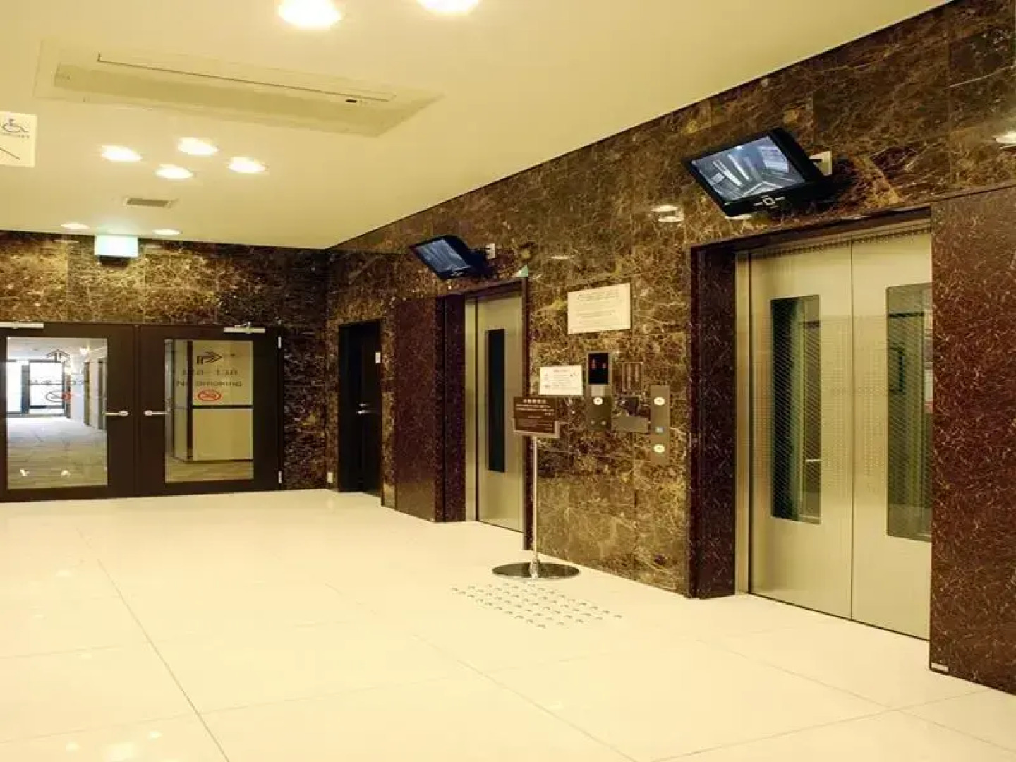 Toyoko Inn Yokohama Kannai