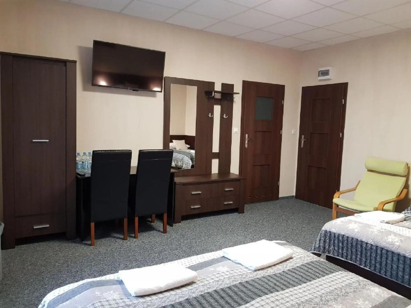 Byczy Rog Noclehy Na Hranici