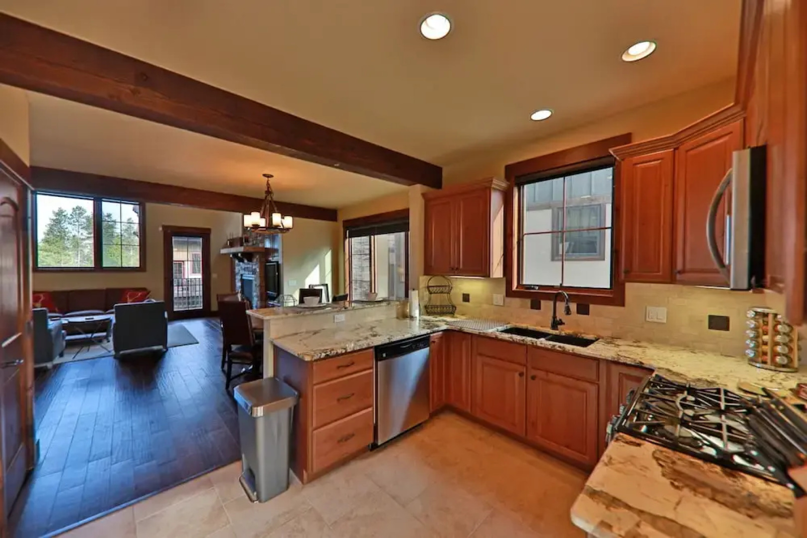 Mountain Terrace 4 Bedrooms 4 Bathrooms Townhouse