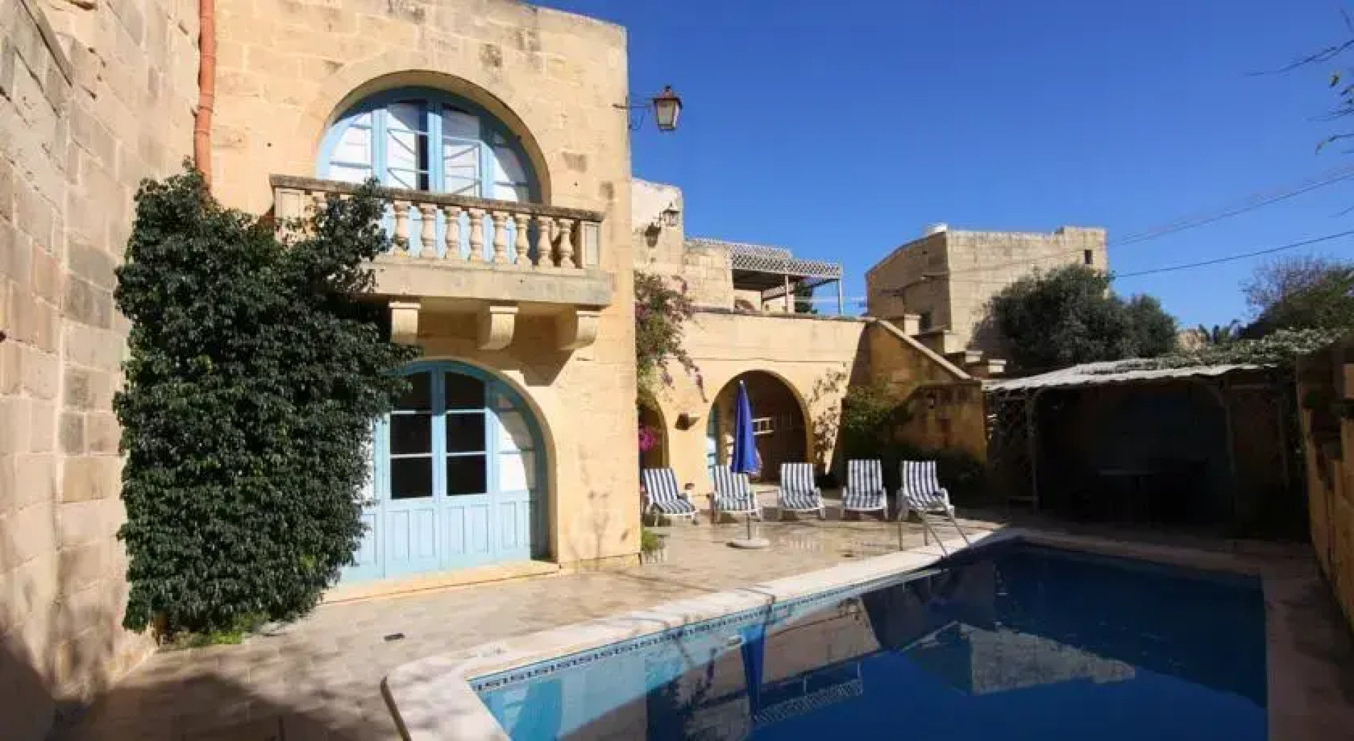 San Lawrenz Farmhouses