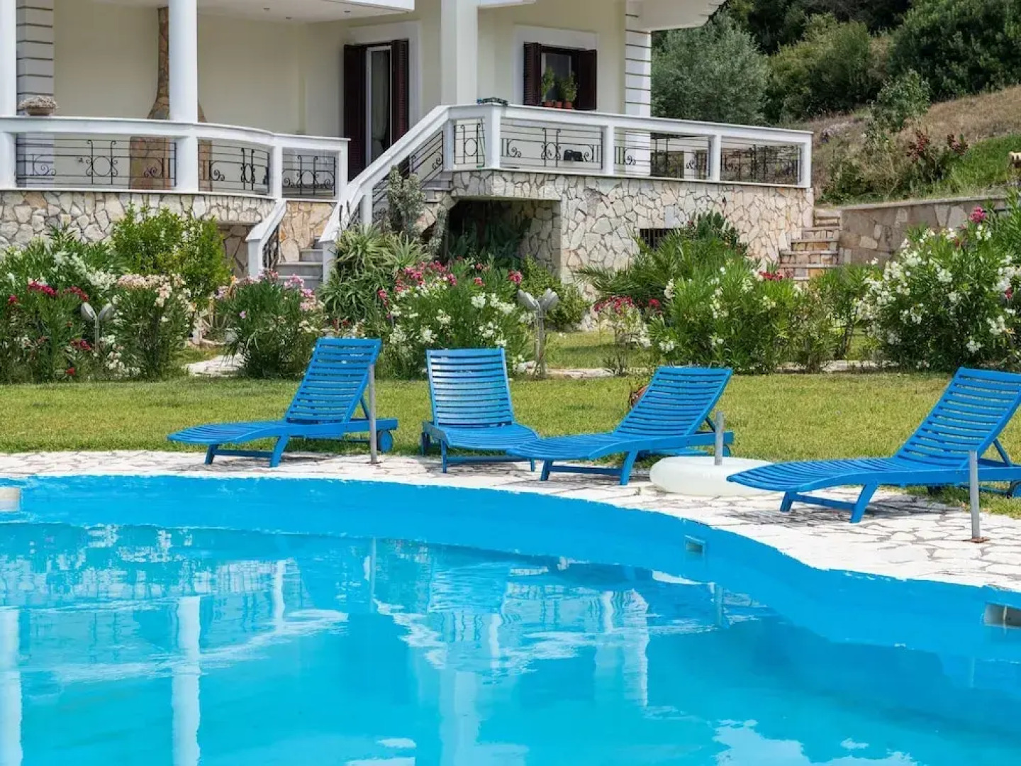 Swanky Holiday Home in Gourgovli With Private Swimming Pool