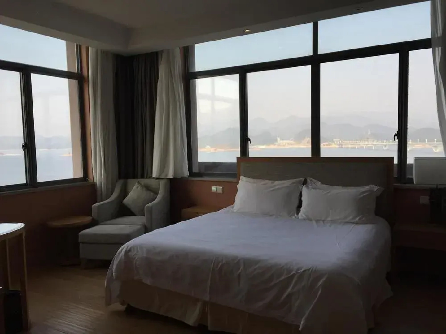 Hangzhou ZTG Ming Ting Hotel Thousand-Island Lake