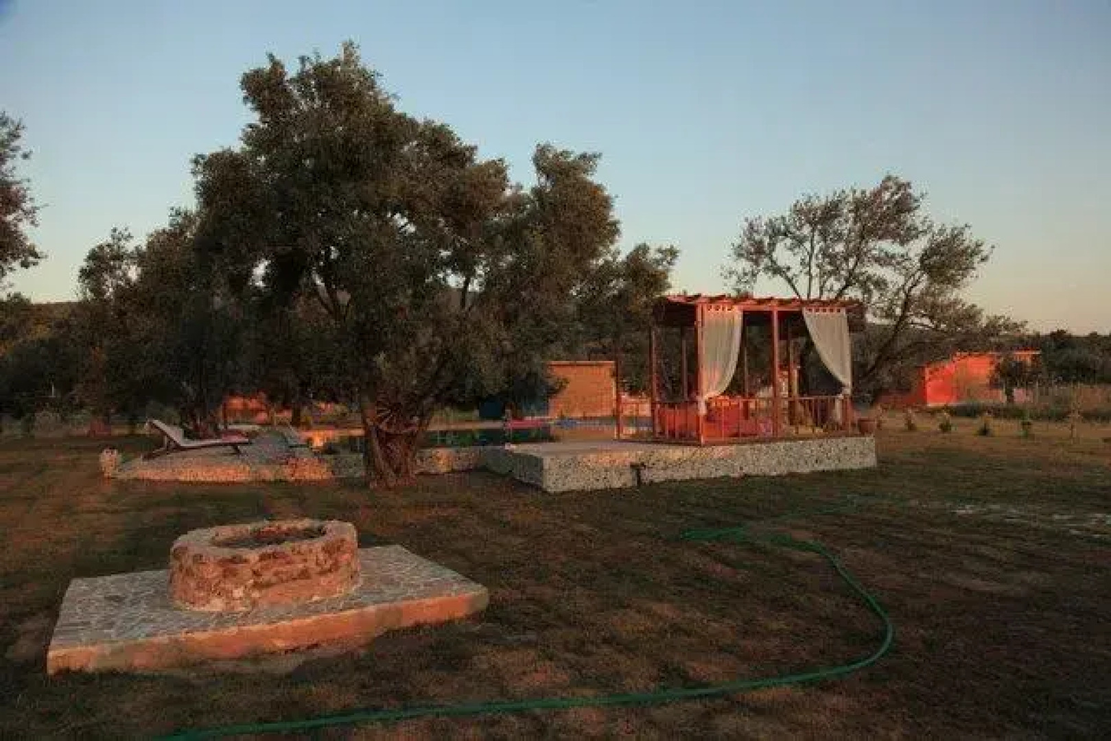 Almondville Pergamon Bungalows