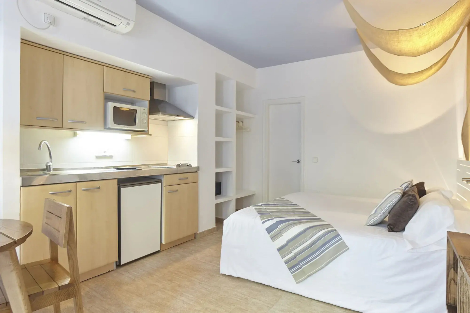 Apartamentos Castavi