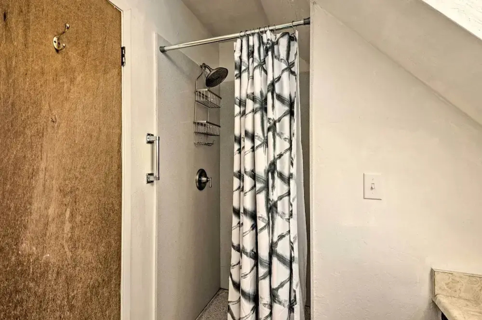 Peaceful & Upscale Ski Cabin: 11 Mi to Heavenly!