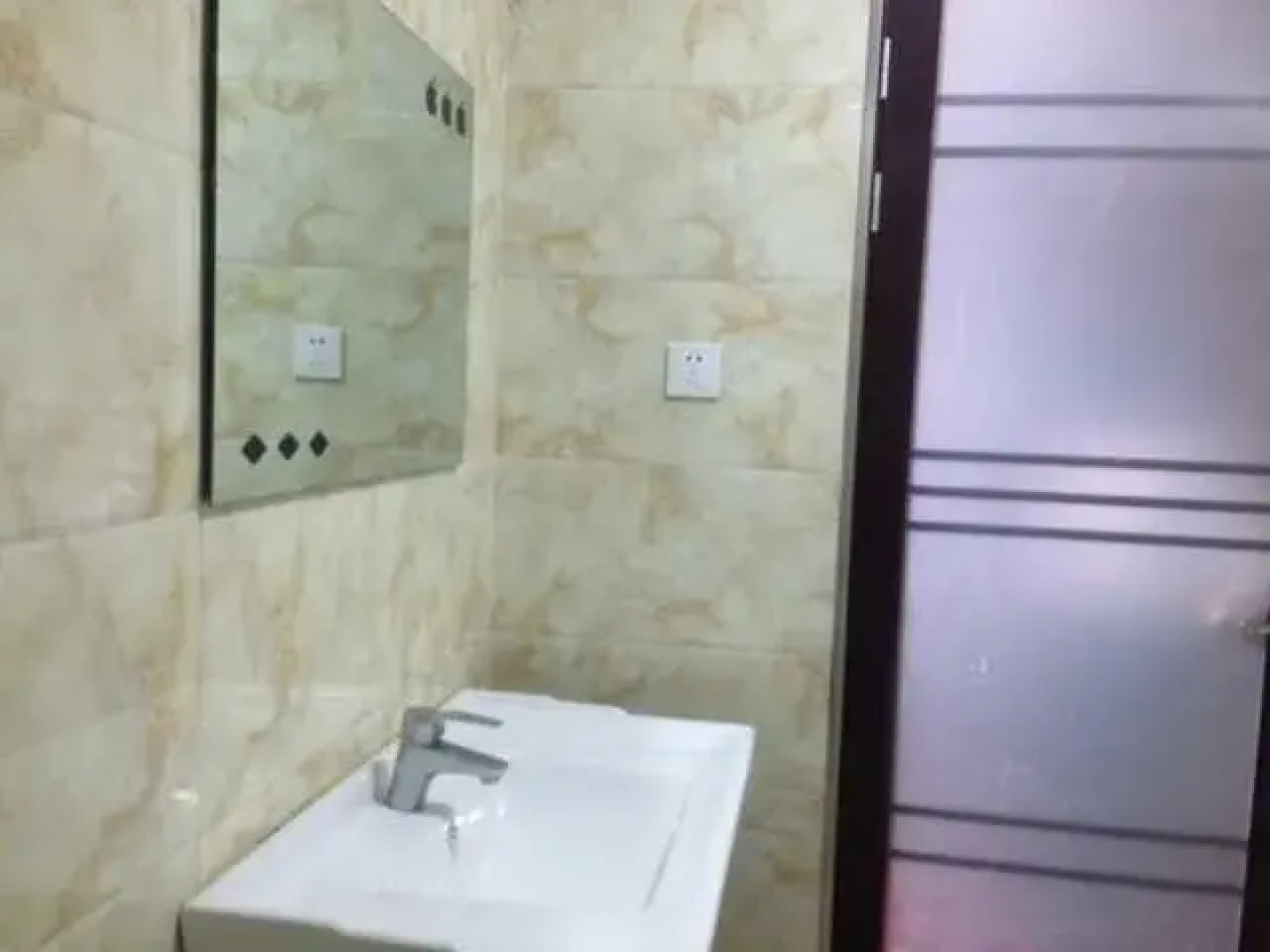 Chenyu Shangwu Hotel