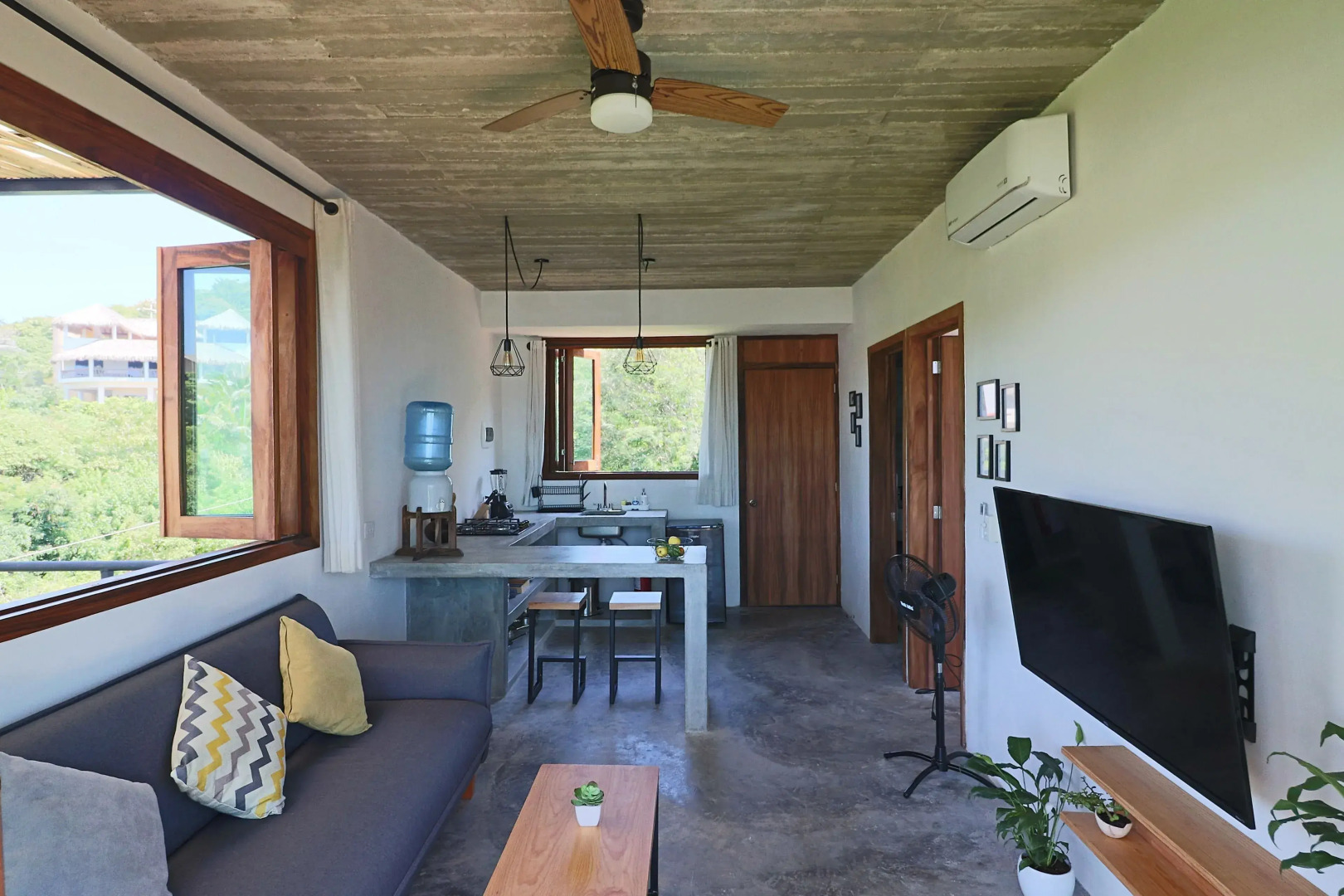 Casa Mauna Suites & Breakfasts