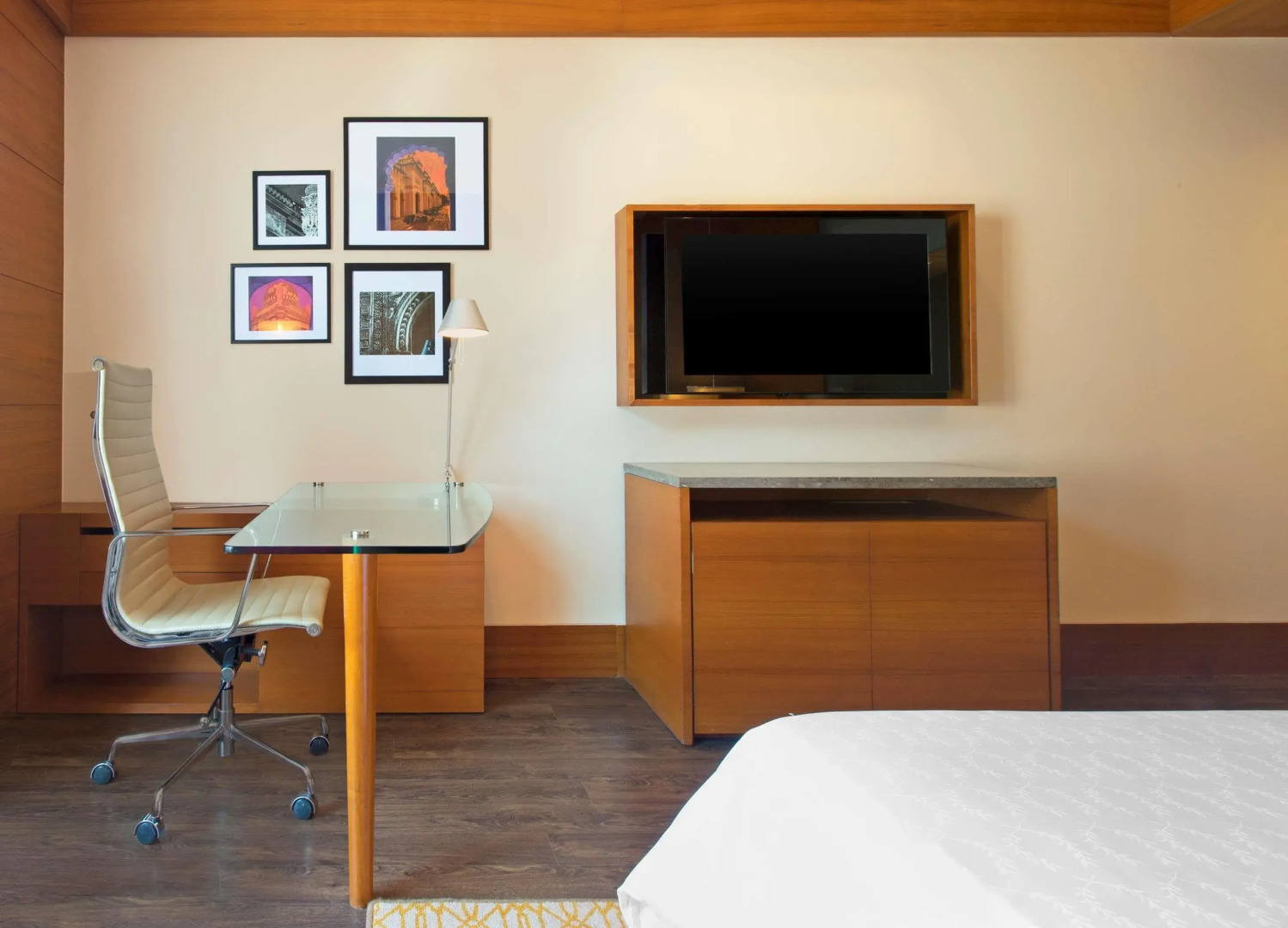 Sheraton Hyderabad Hotel