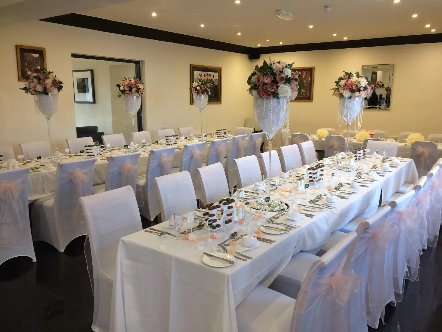 OYO The Baltimore Hotel