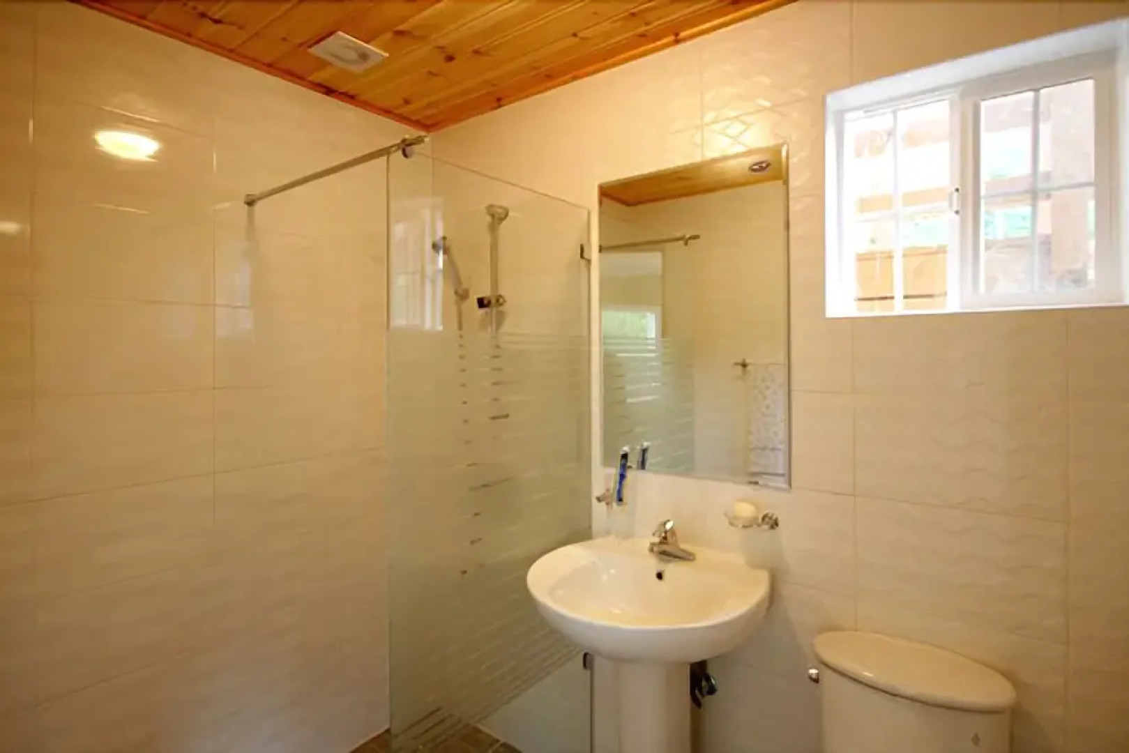 Yangyang Ciraemaeul Pension